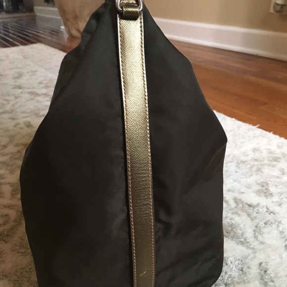 - Authentic beautiful Prada shoulder bag - Picture 5 of 8